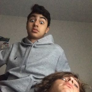 Meet your Posher, Cj